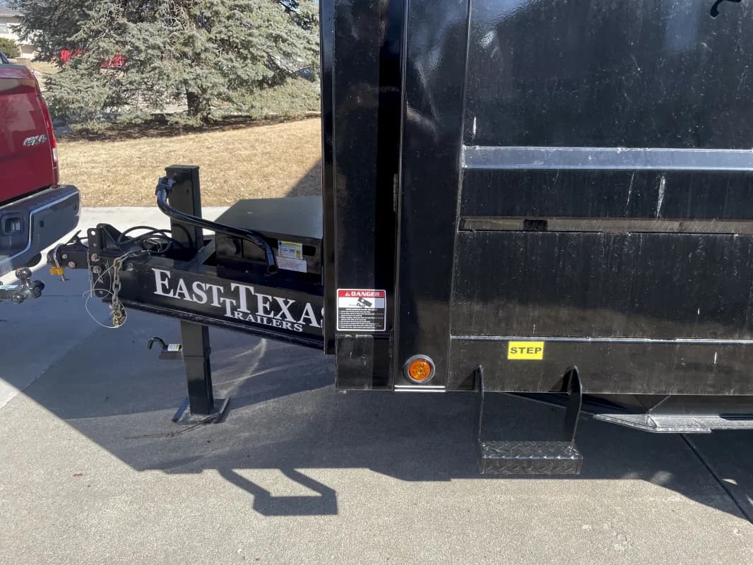 16 ft Dump Trailer (bumper hitch) — photo 2 of 5
