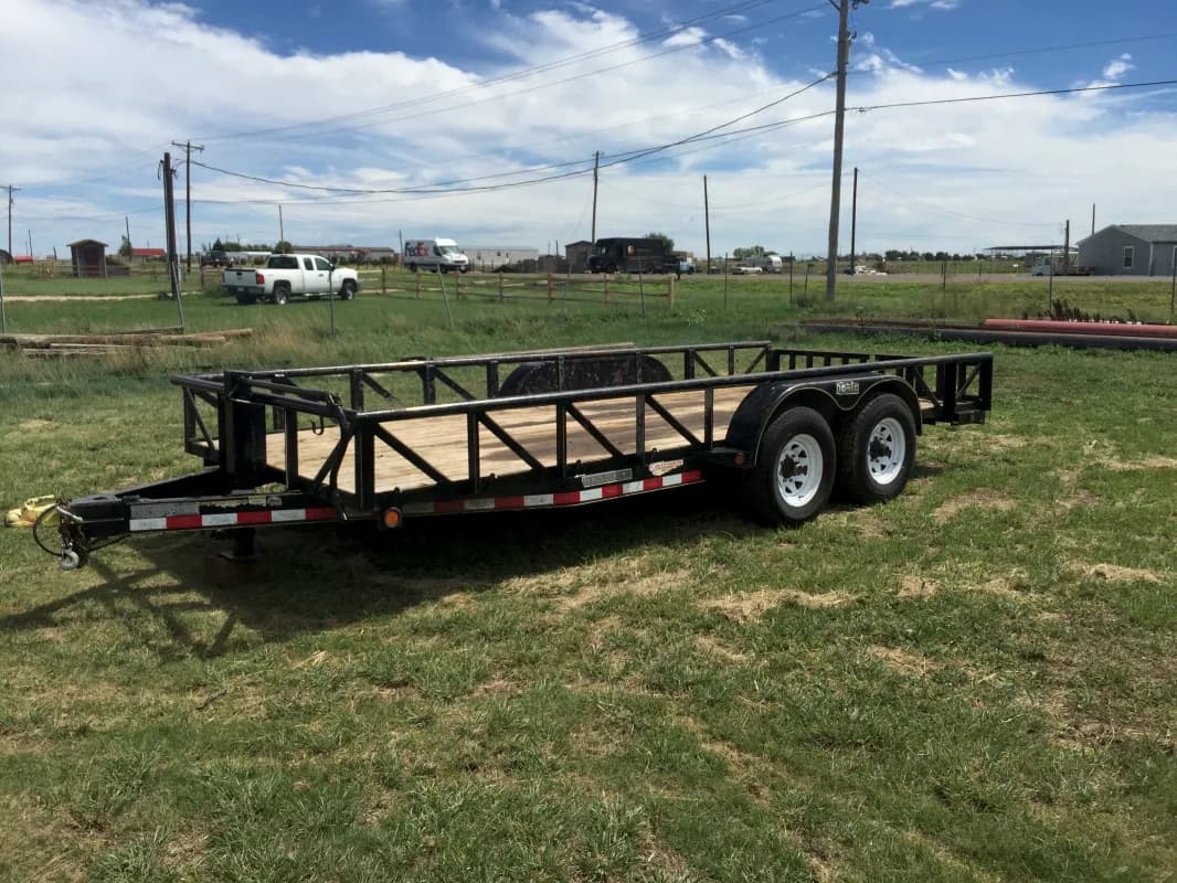 18’ cargo trailer — photo 3 of 3