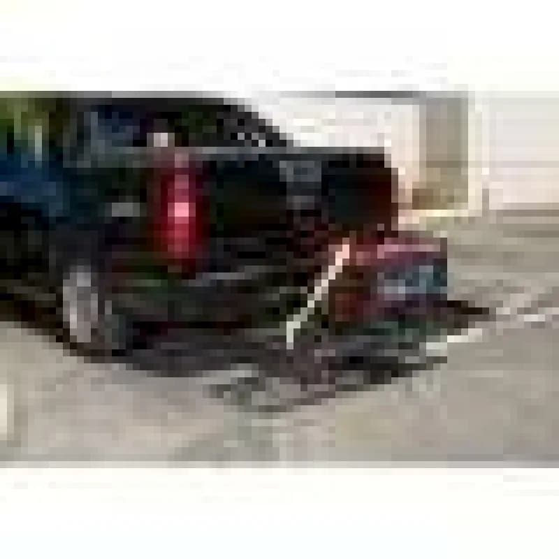 Hitch Cargo Carrier - 750# Capacity — photo 4 of 4