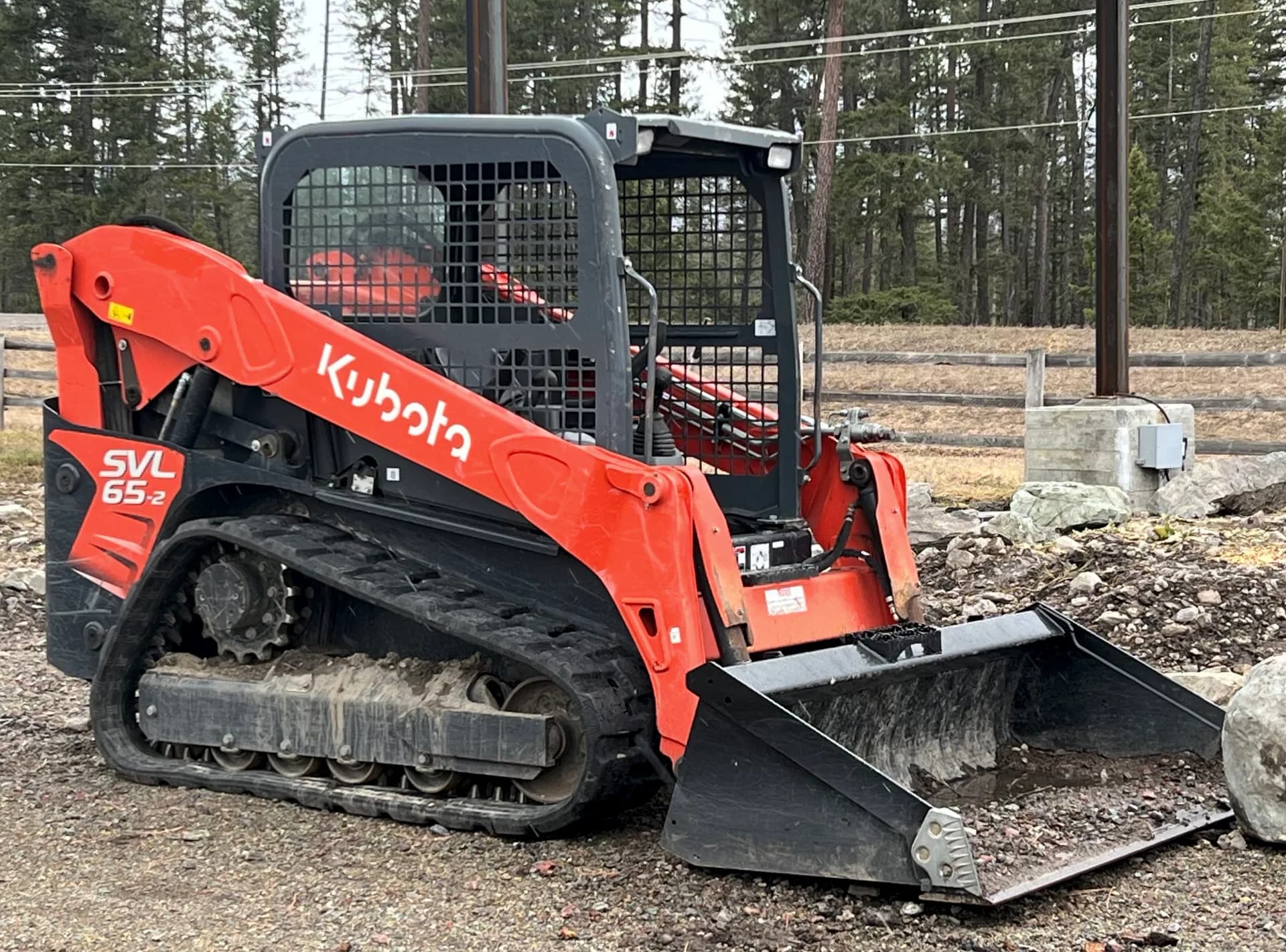 Kubota Tracked Skidsteer — photo 2 of 2