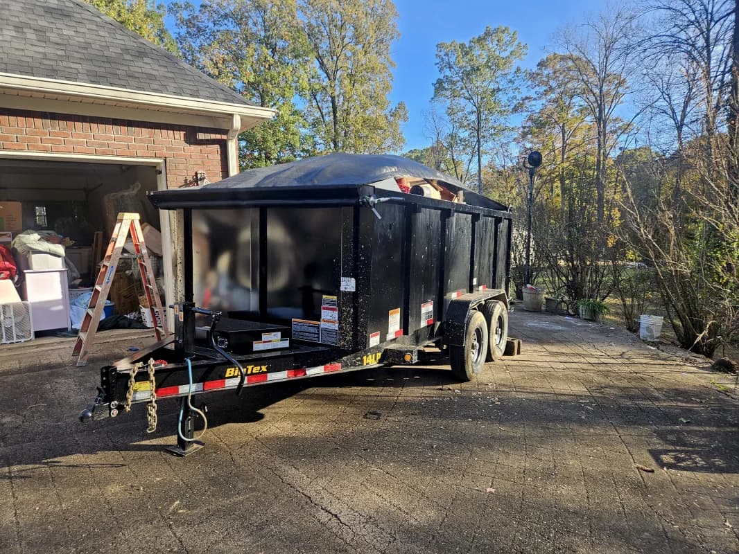 15yd Dump Trailer — photo 2 of 10