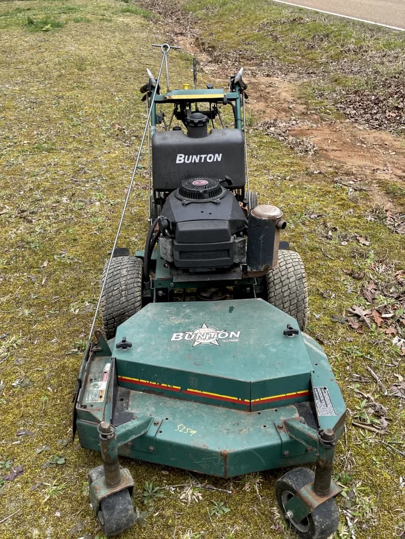 bunton, Lawn Mower — photo 3 of 4