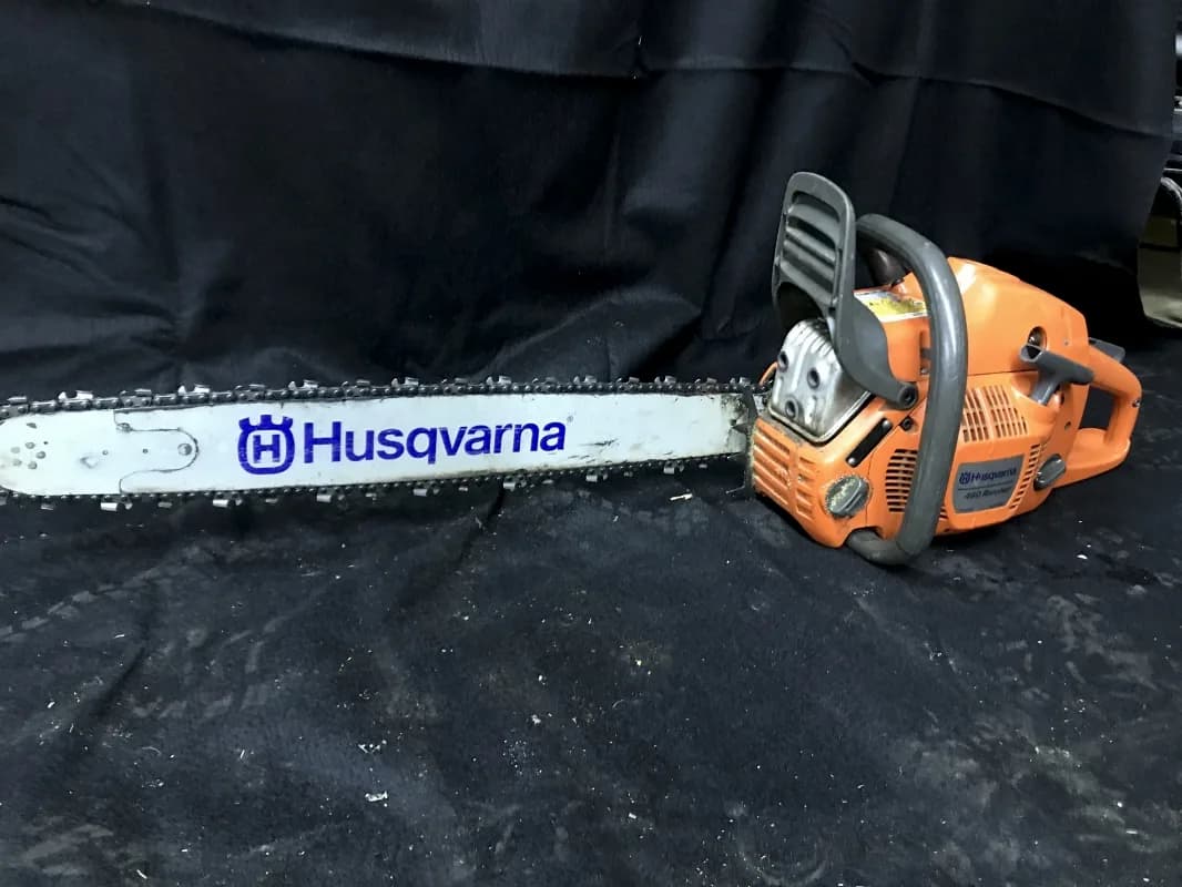 Chainsaw — photo 3 of 3