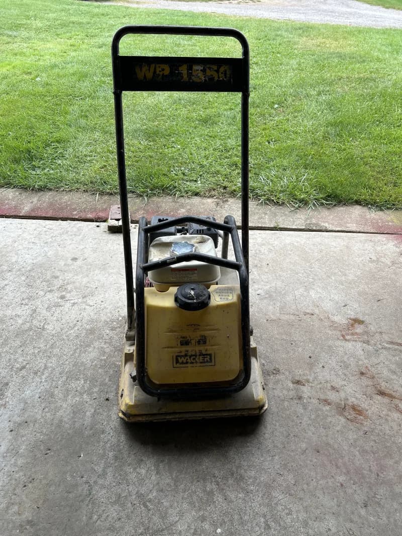 Plate tamper/compactor — photo 2 of 3