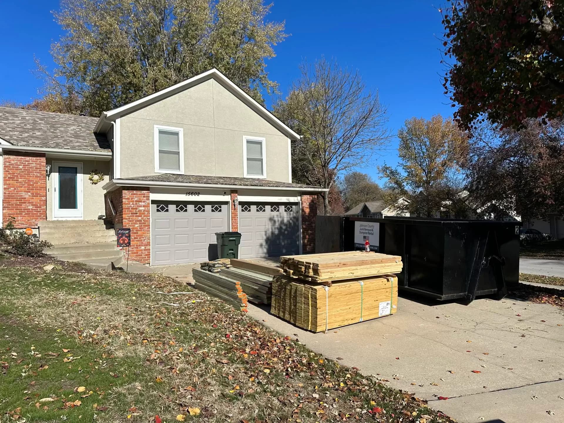 15 Cubic Yard Dumpster — photo 3 of 3