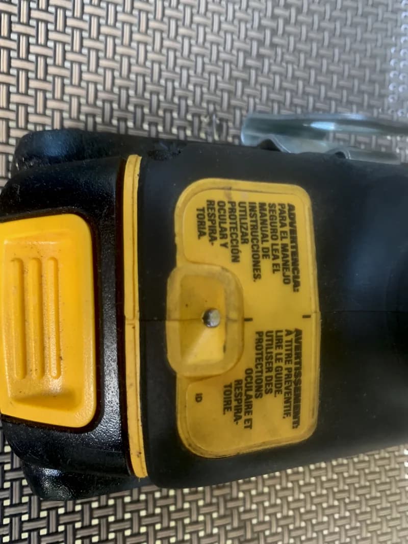 20V cordless Dewalt drill driver — photo 6 of 6