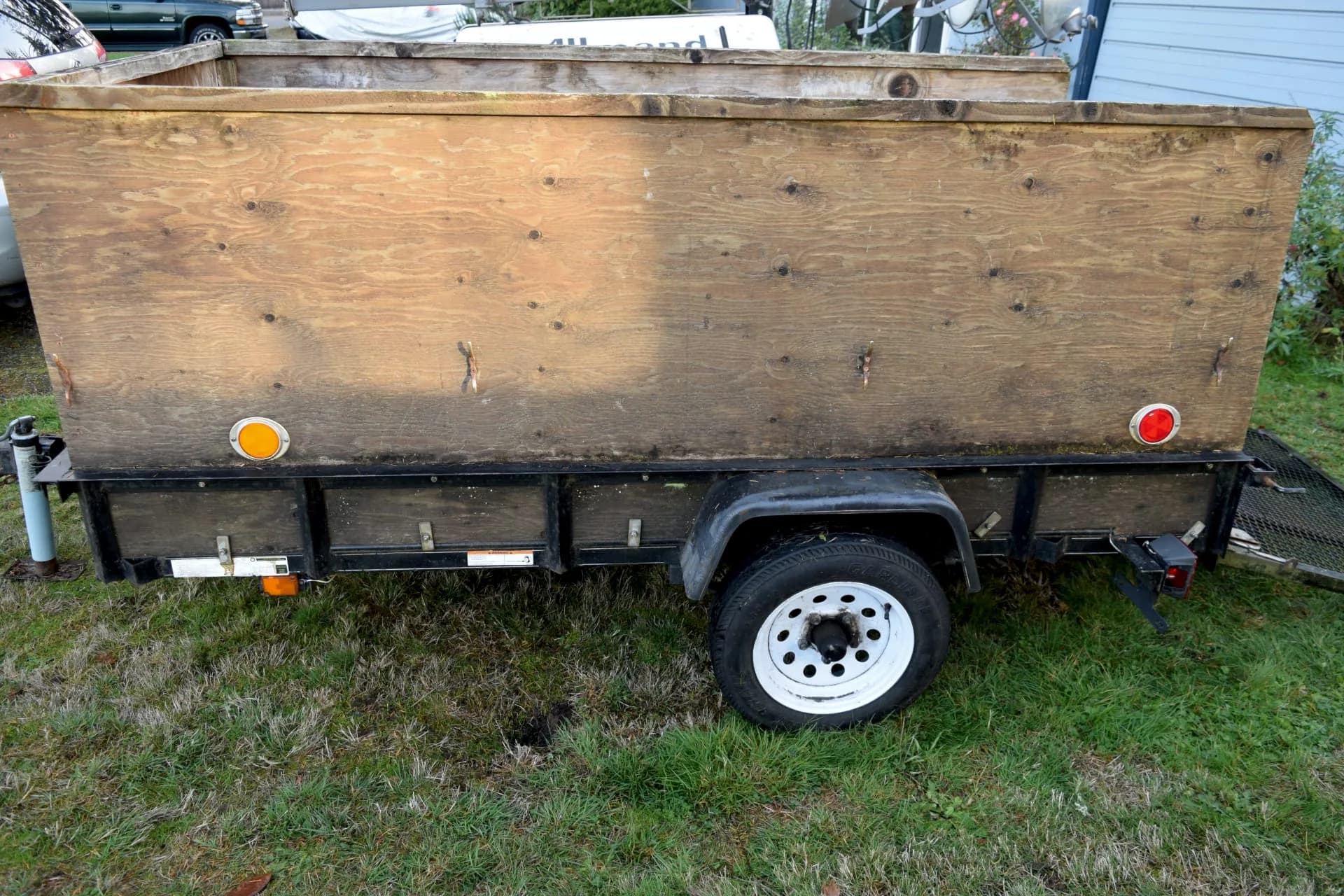 Carryon utility trailer 4x8 2000 lb. (FREE delivery) — photo 2 of 8