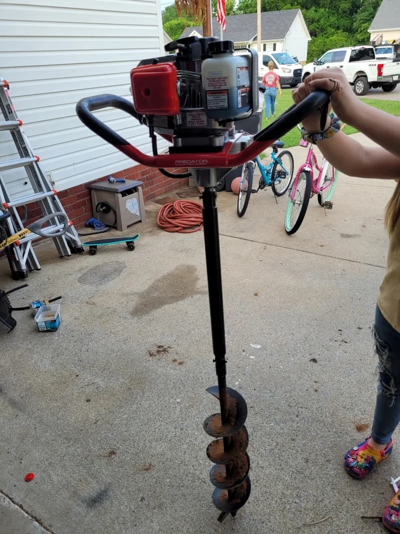 Post Hole Auger — photo 2 of 3