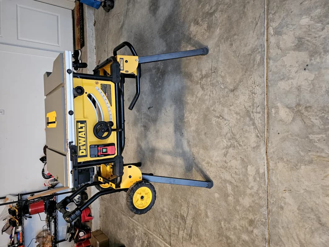 10in Jobsite Table Saw and Rolling Stand — photo 4 of 5