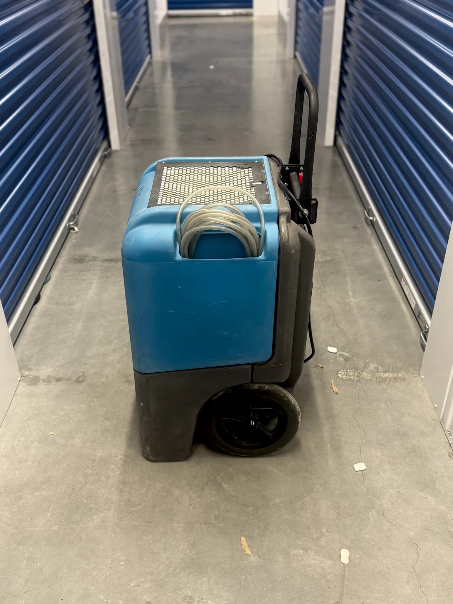Drieaz LGR 7000 Dehumidifier — photo 2 of 3