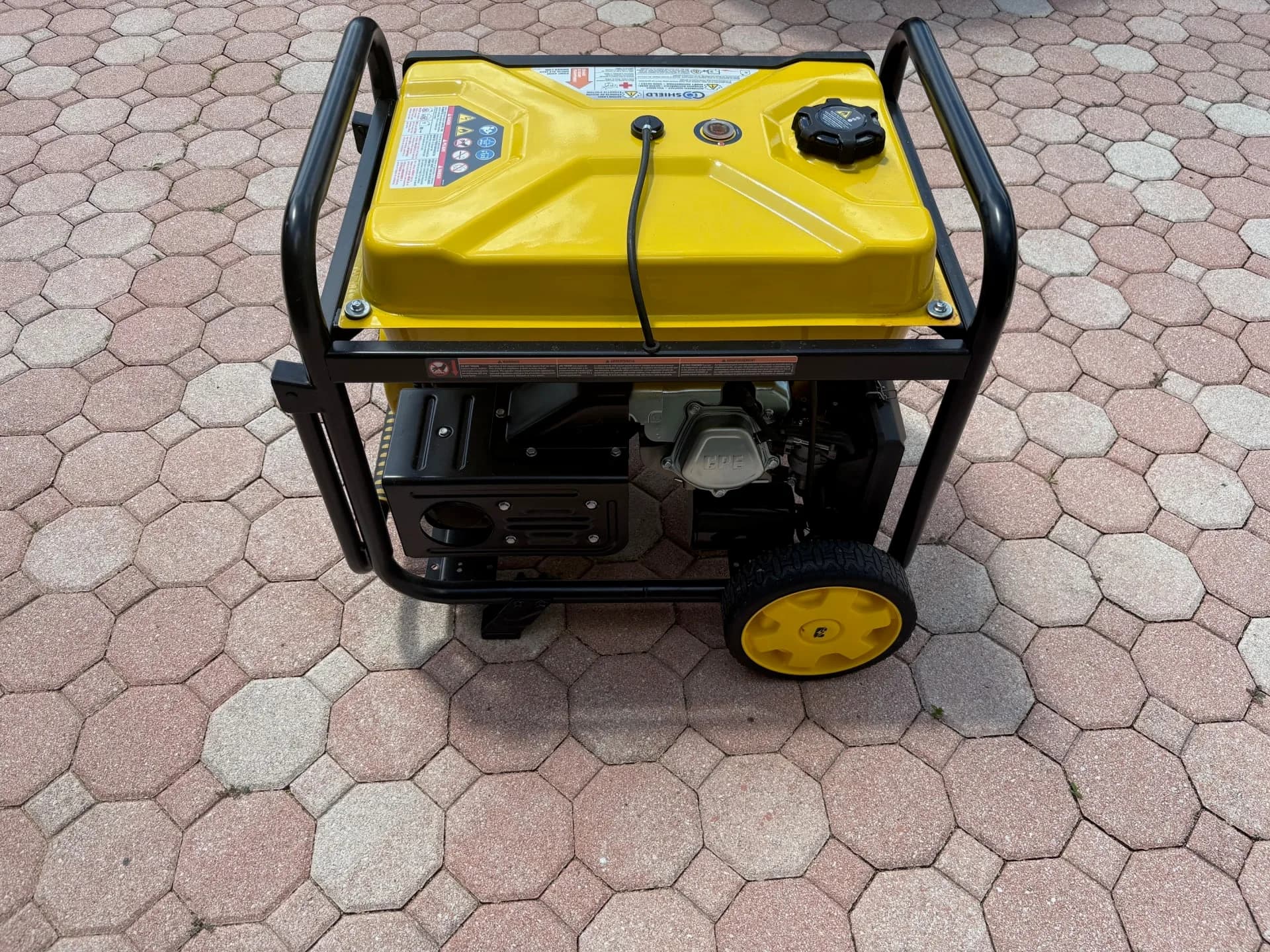 9200w Electric Start Generator — photo 3 of 5