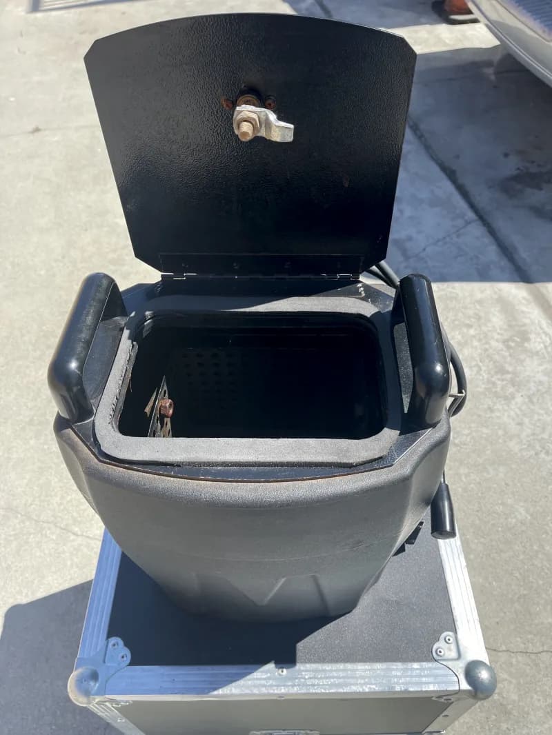 Low Fog Machine (Dry Ice) — photo 3 of 4