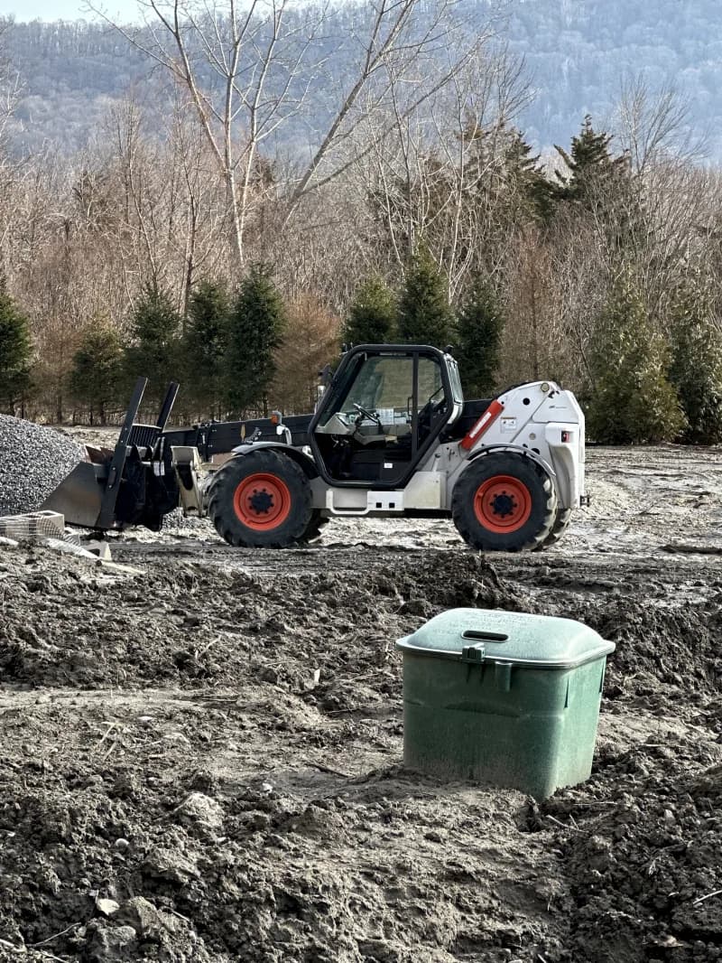 38’ telehandler — photo 3 of 3
