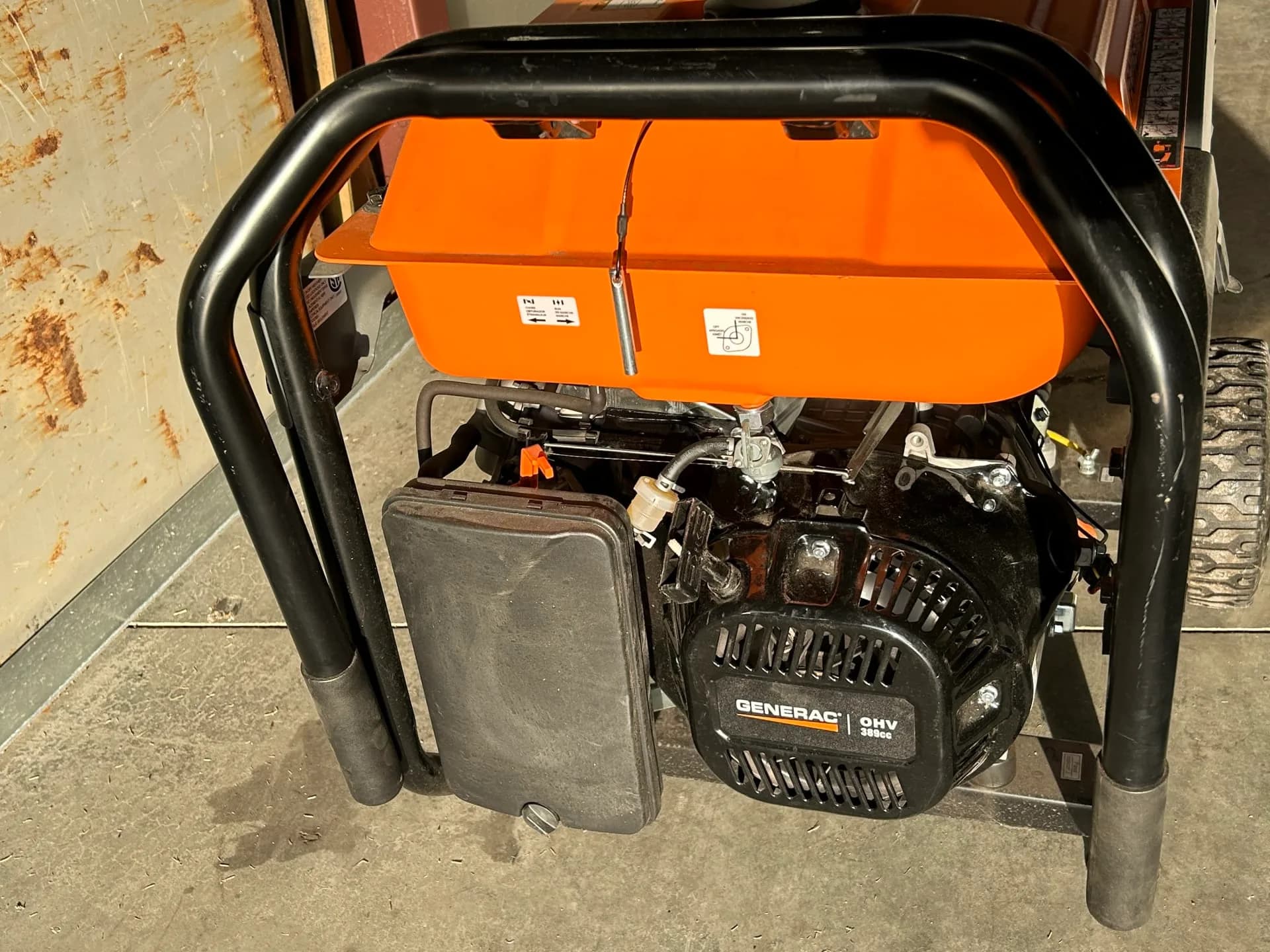 6500 W Generator — photo 2 of 3