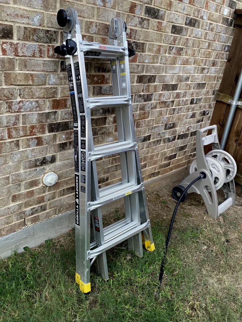 Gorilla Ladder IA 300 LB Capacity — photo 2 of 3
