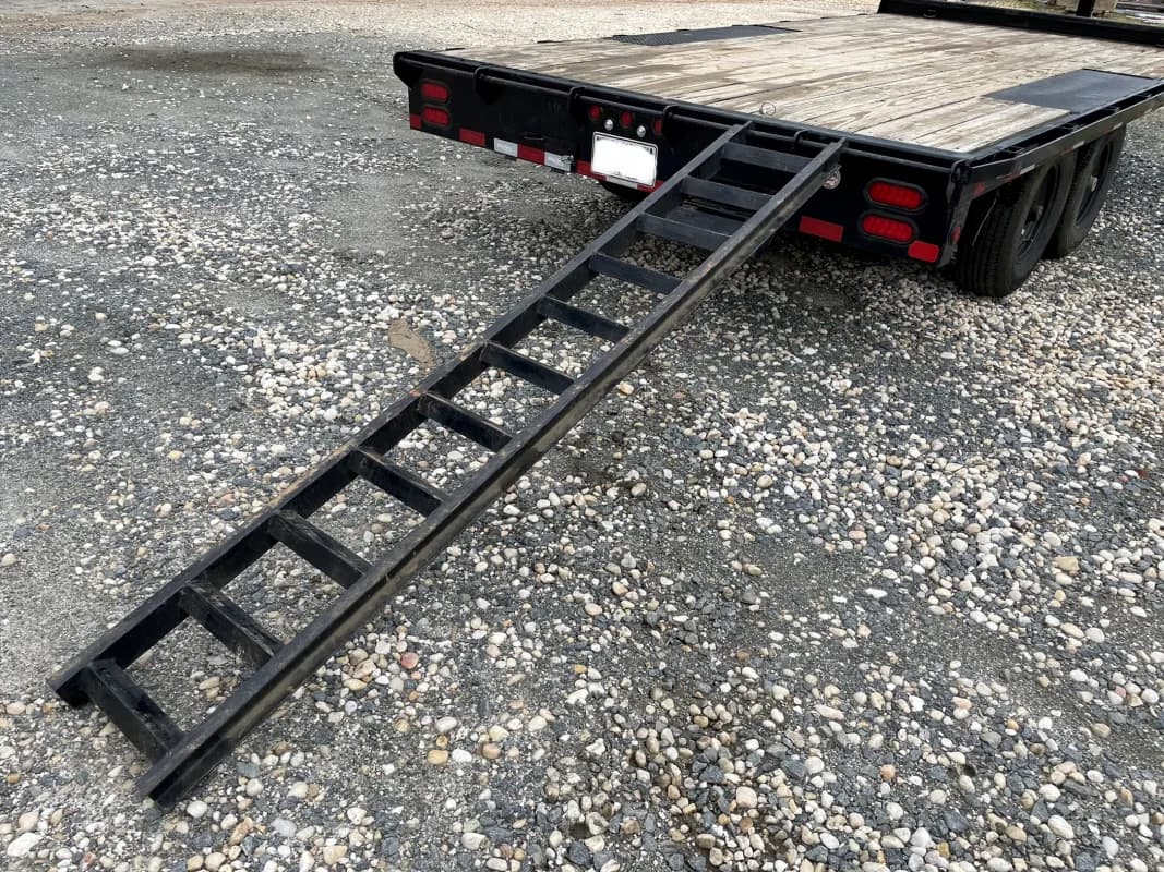 16' Deckover trailer — photo 8 of 8