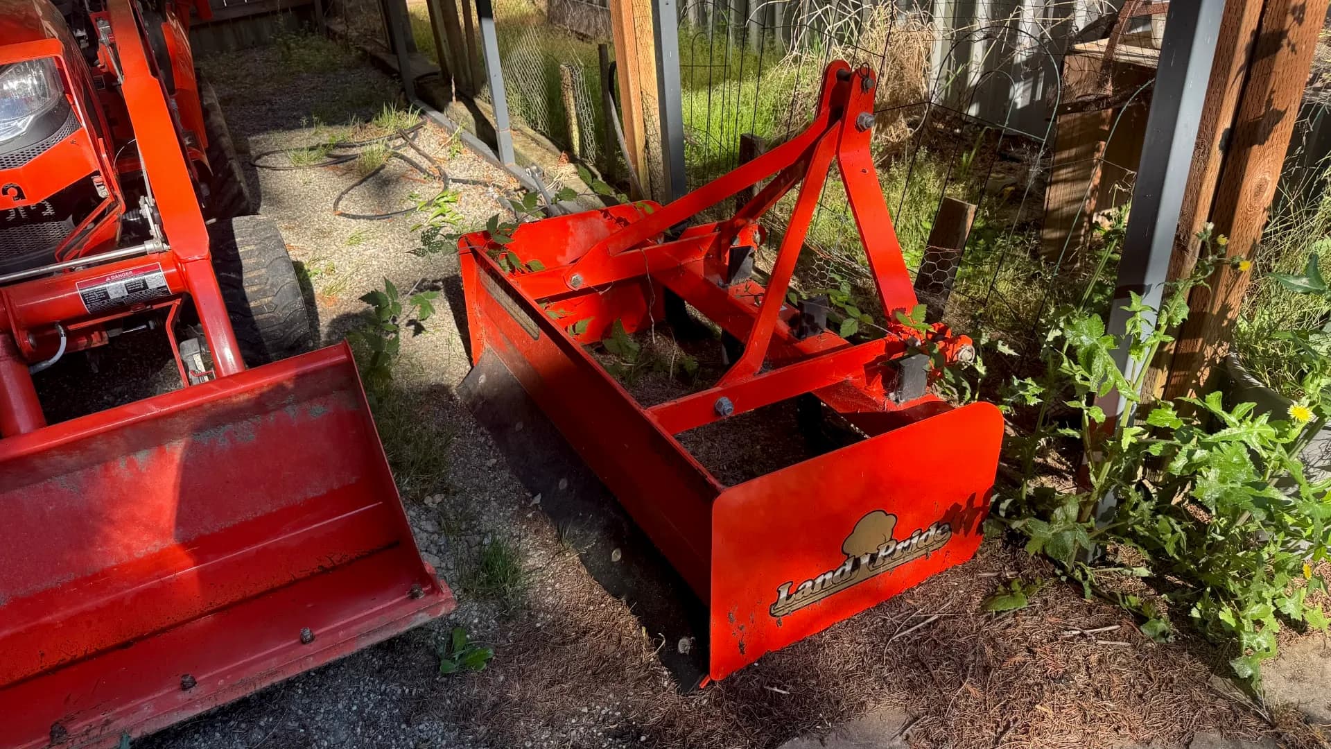 Kubota Tractor — photo 3 of 4