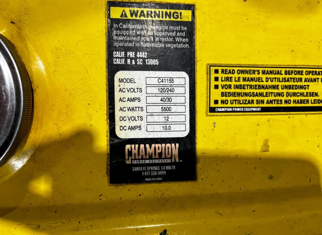 Champion 5500 Watt Portable Gas Powered Generator 5.9 gallon — photo 6 of 6