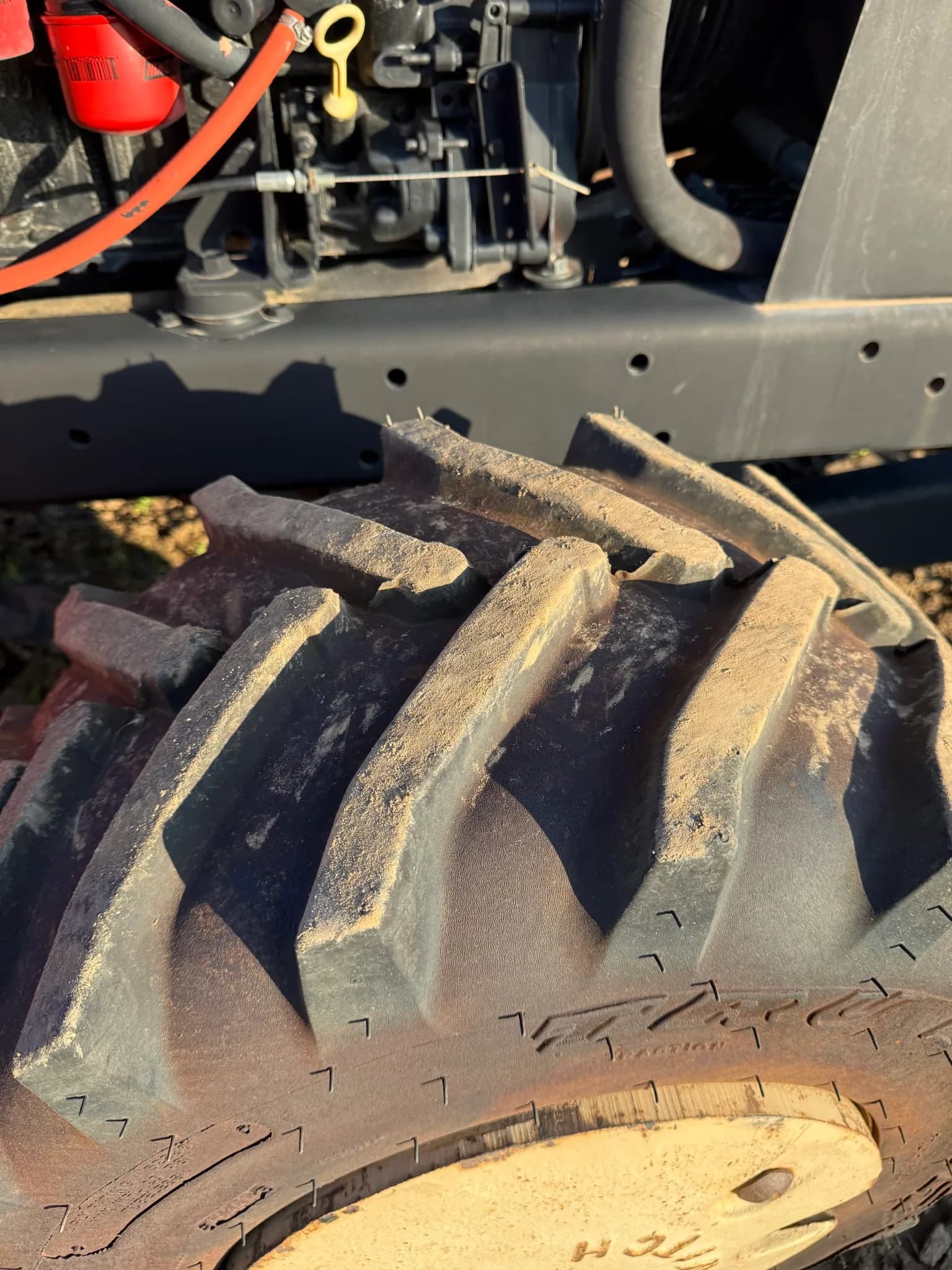 Ditch Witch RT40 Trencher — photo 5 of 6