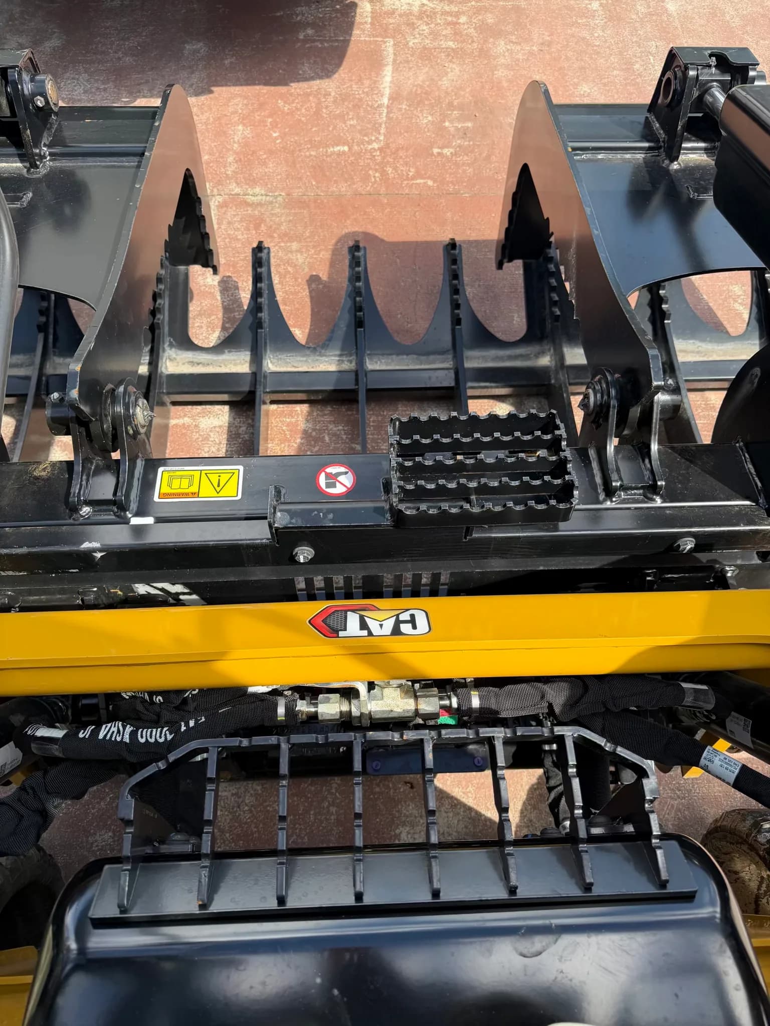 Skid Steer Loader — photo 9 of 9