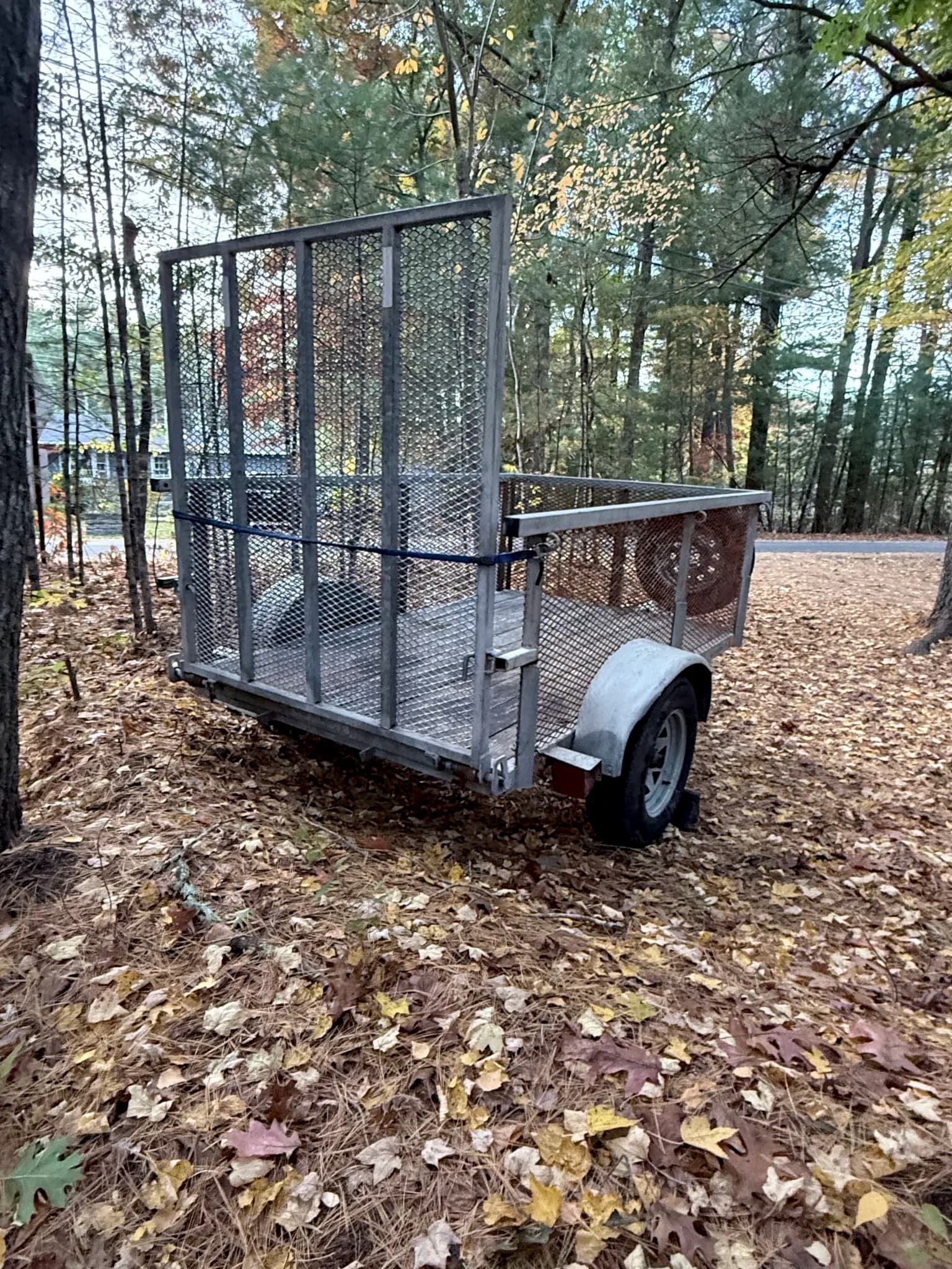 EZ Ramp Trailer 5x10 — photo 3 of 4