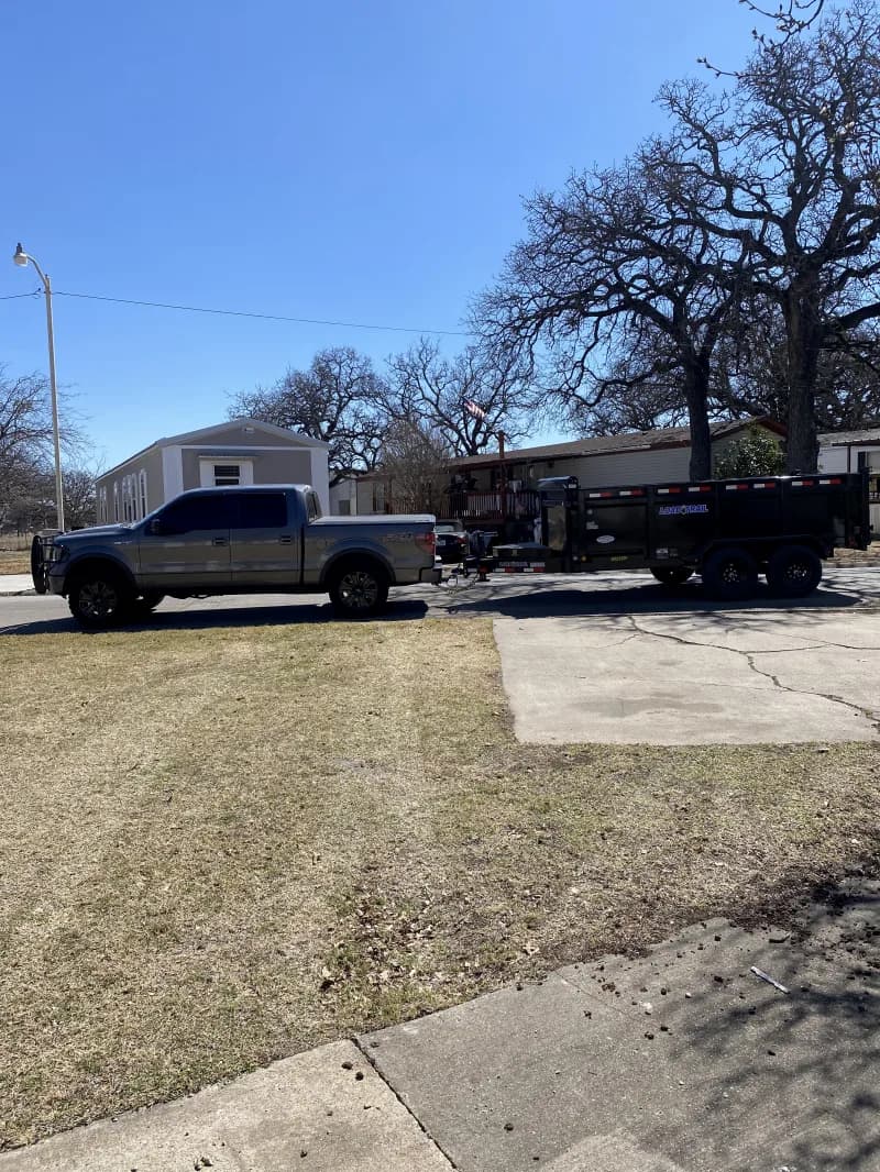 15 YD Dump Trailer — photo 3 of 3