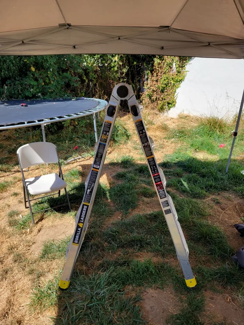 Gorilla 22' adjustable A-frame/Extension ladder — photo 2 of 4