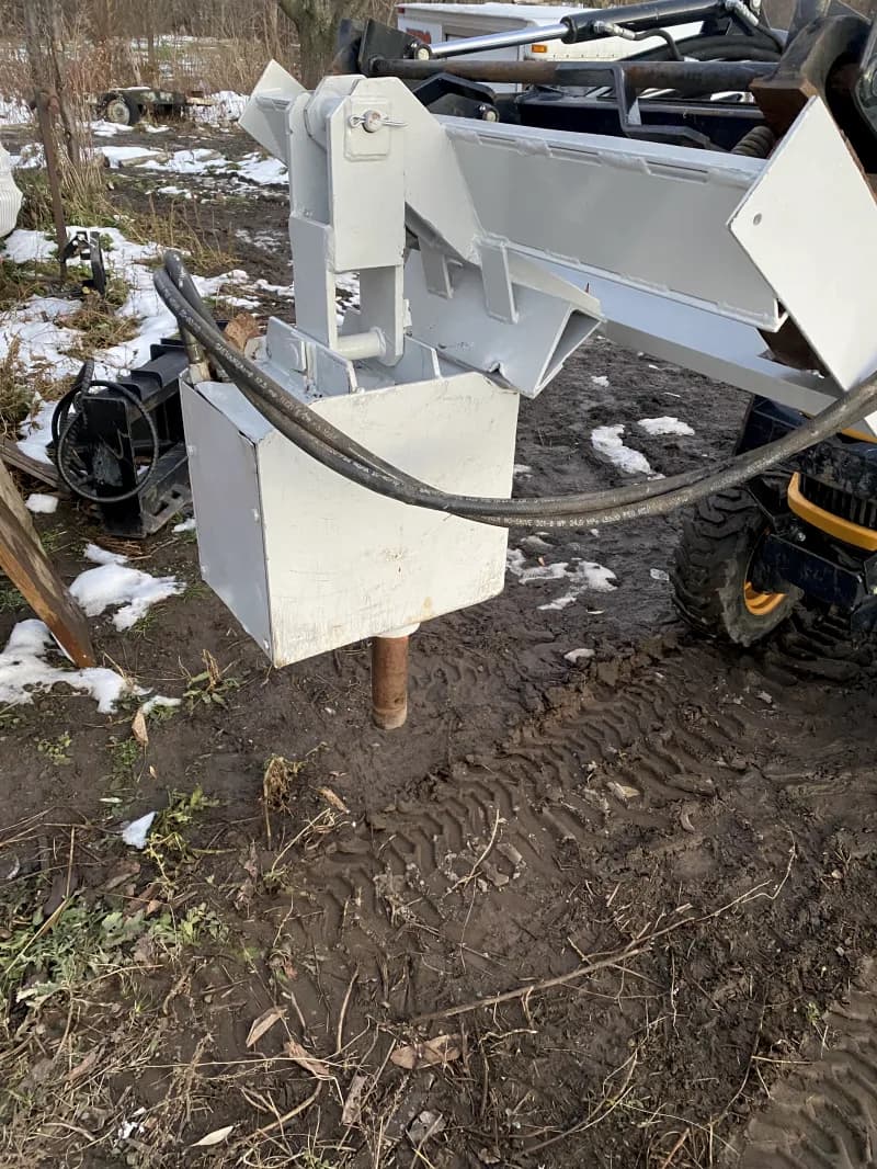 post hole auger — photo 2 of 3
