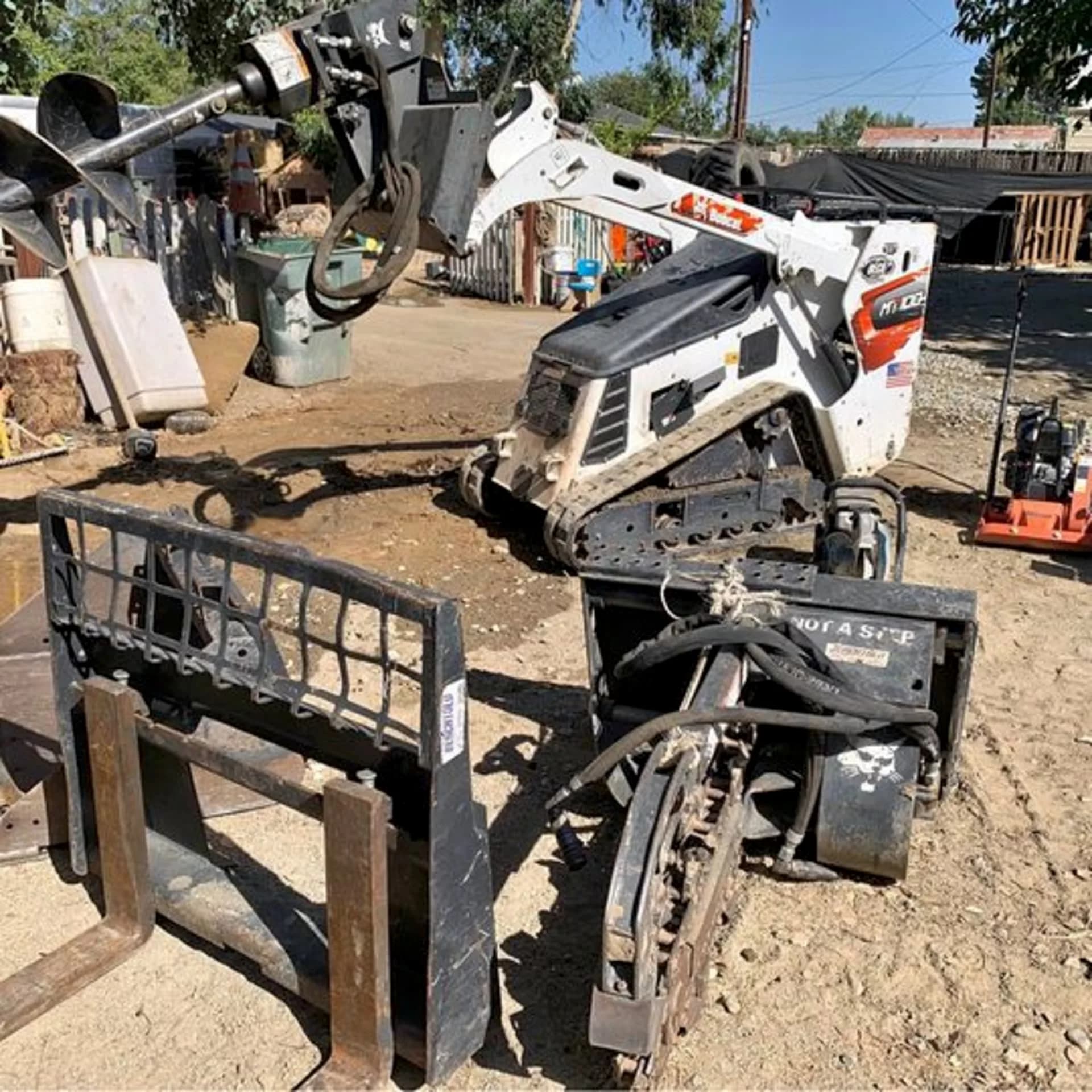 Bobcat MT100 Trencher — photo 3 of 3