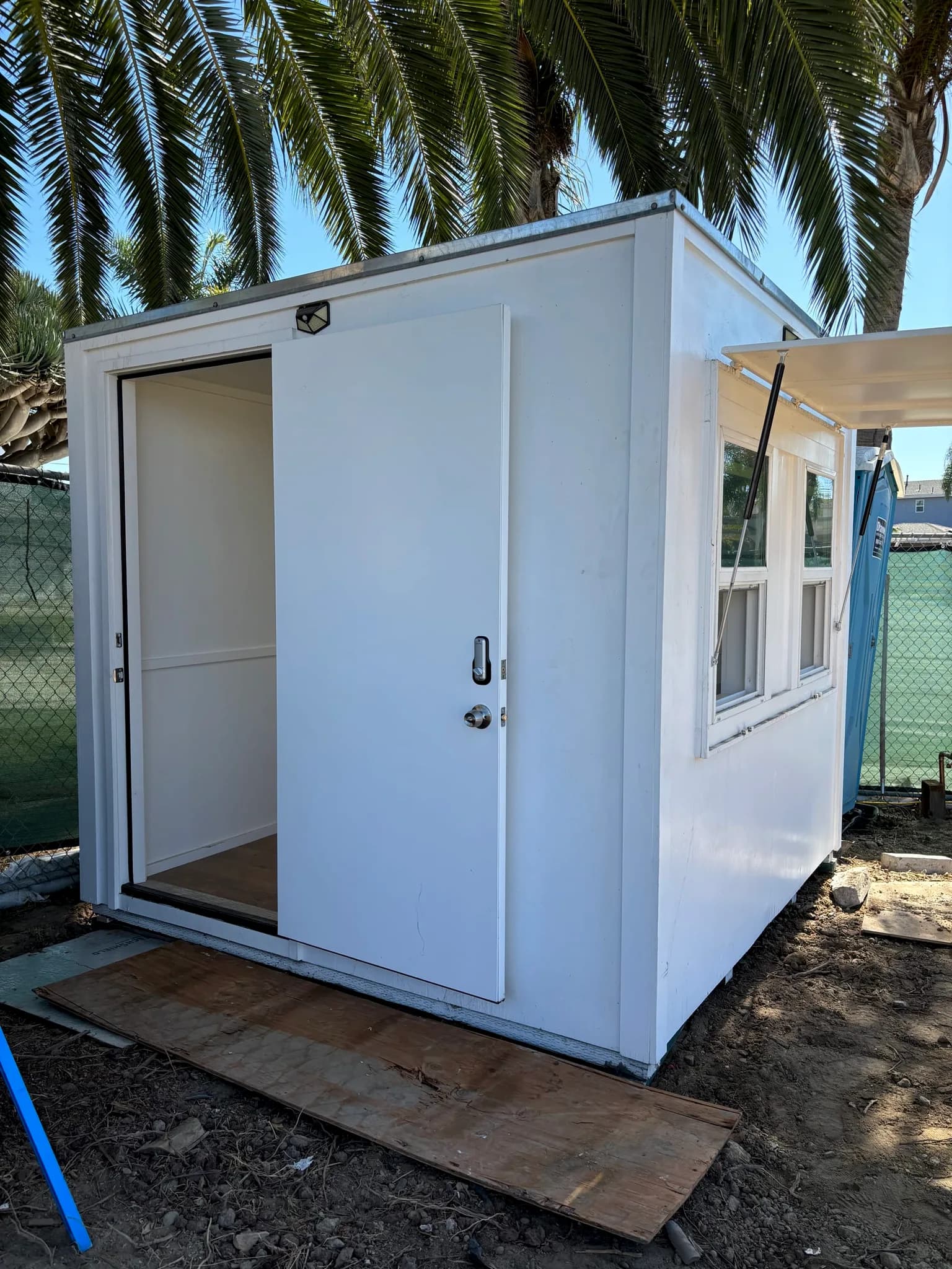 Guard Shack and Security Shack, 8' x 8' — photo 2 of 6