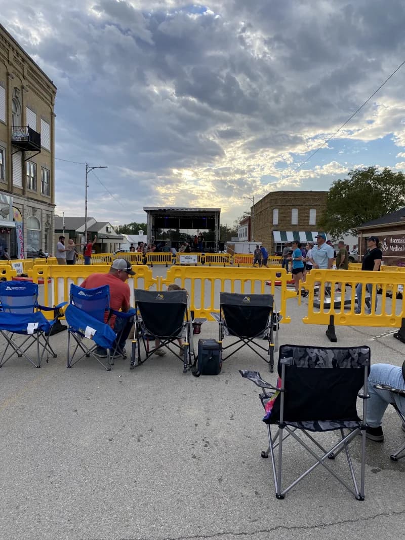 Pedestrian Barricade — photo 2 of 3