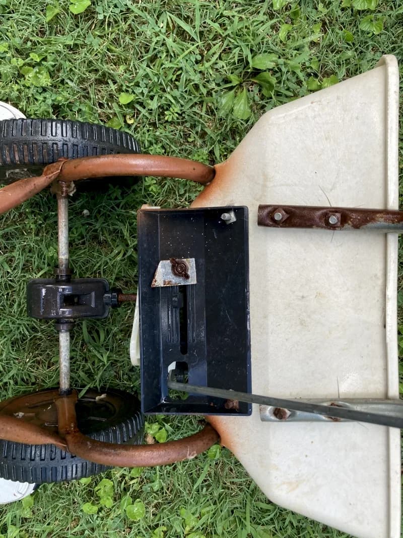 Spreader — photo 2 of 3