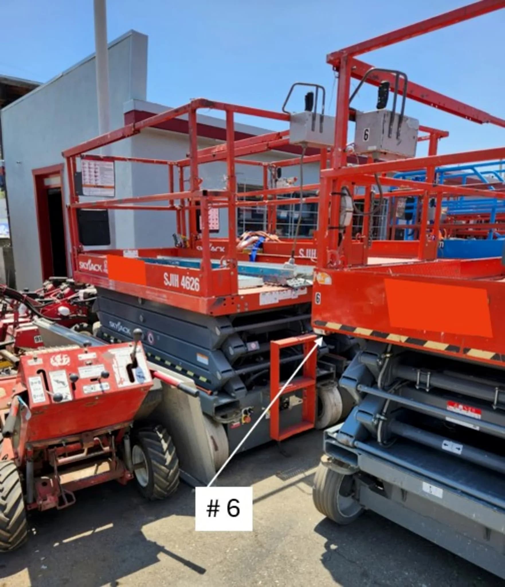 26' Scissor Lift, #6 — photo 3 of 3