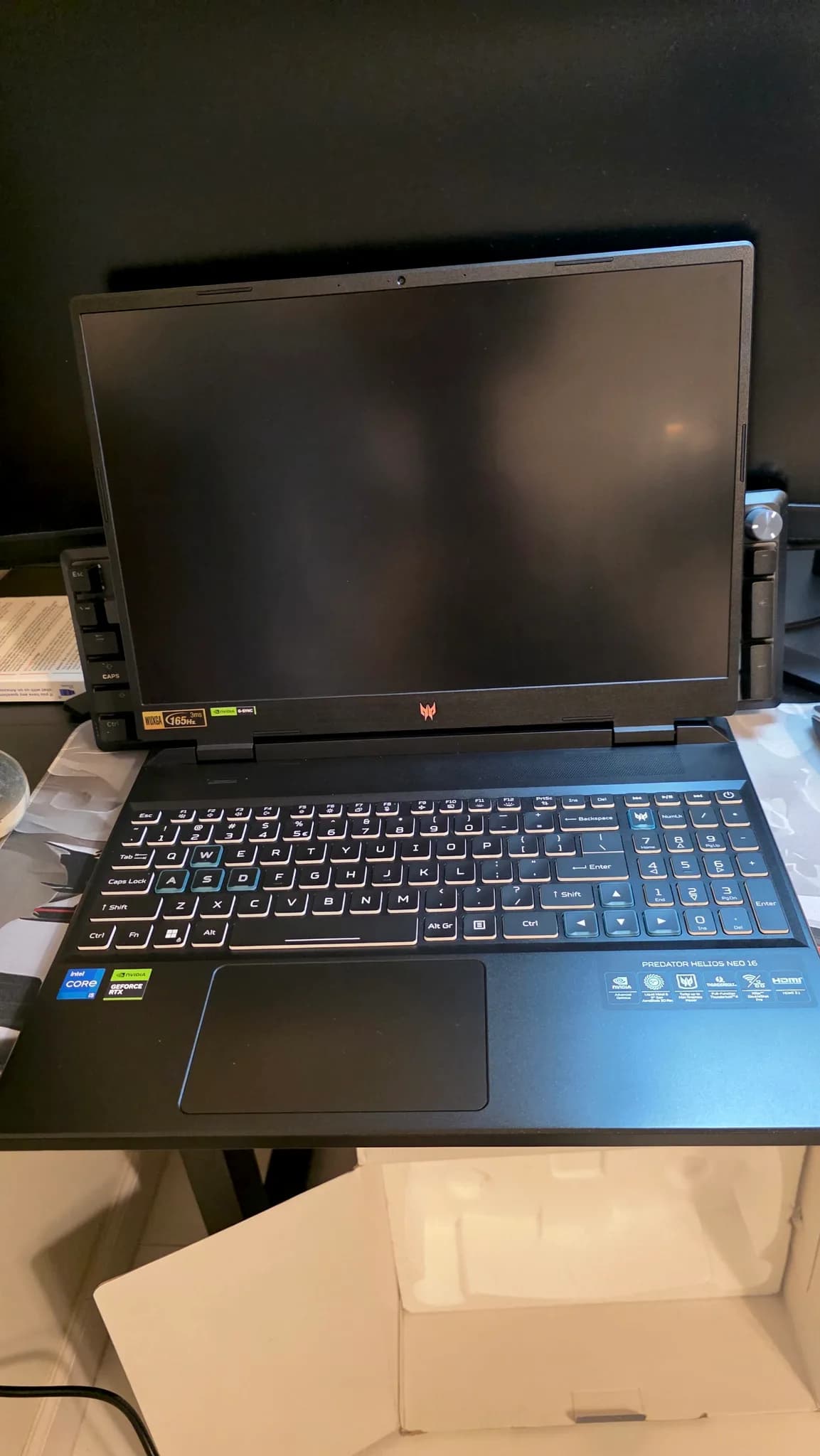 Acer Predator Helios Neo 16 Gaming Laptop — photo 4 of 6