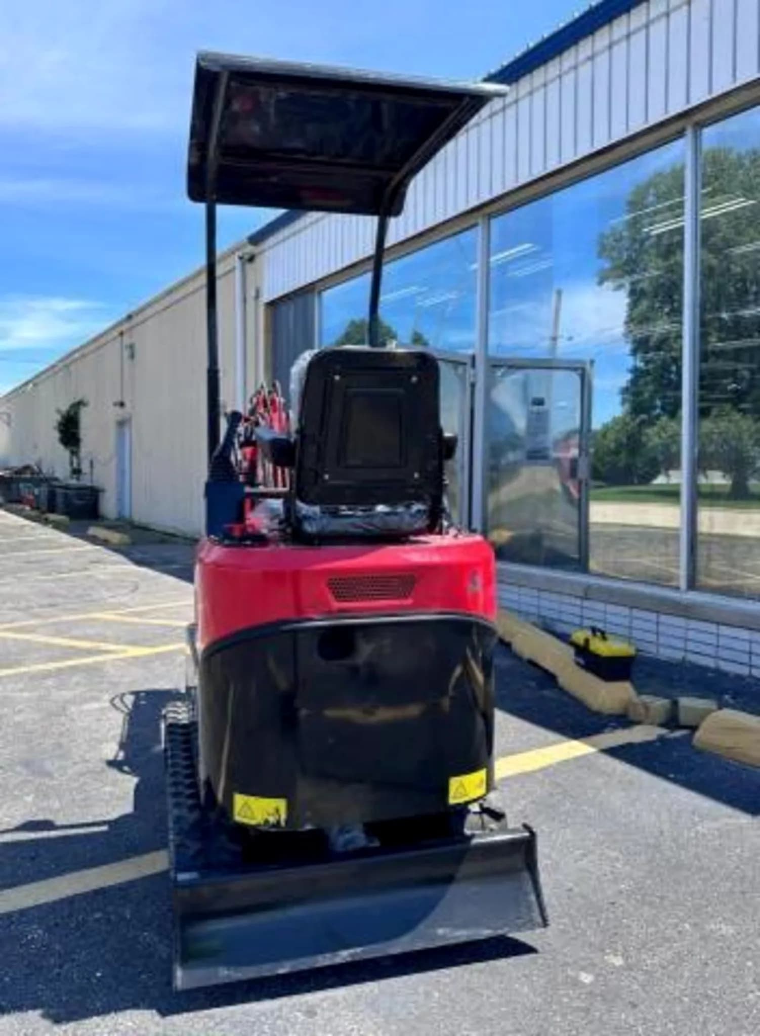 2025 Future FT 13 Mini Excavator — photo 8 of 10