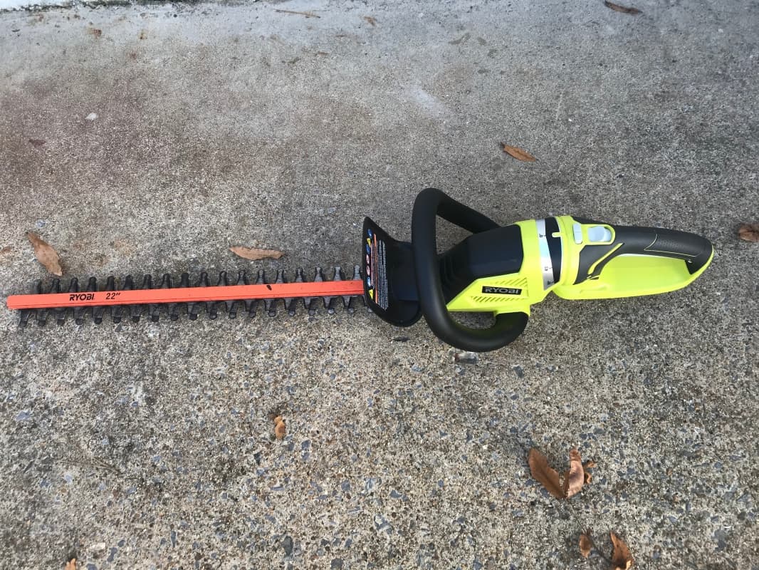 Cordless Hedge Trimmer