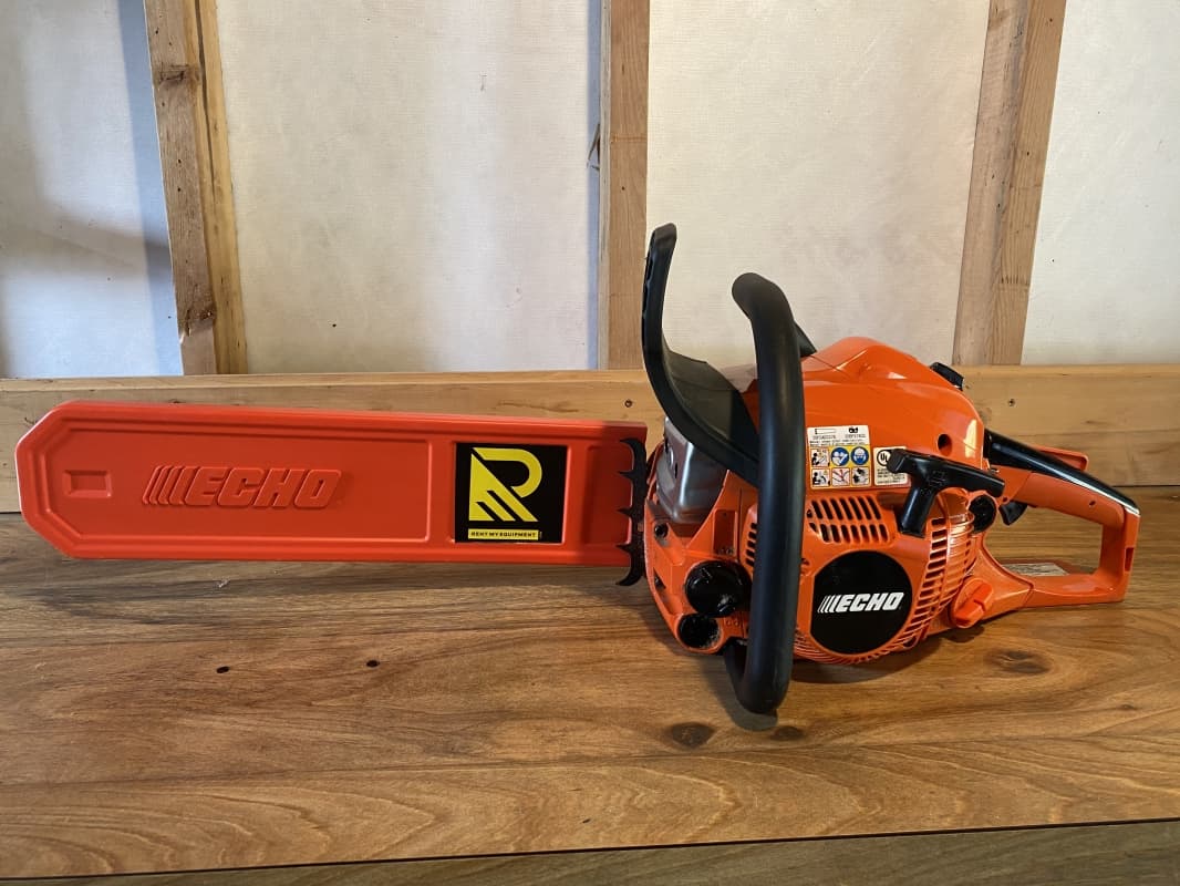 ECHO CS-490 Chainsaw