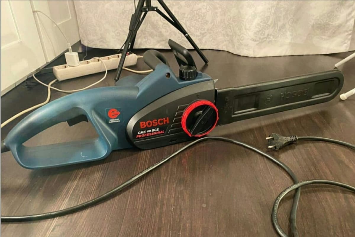 Chainsaw Bosch