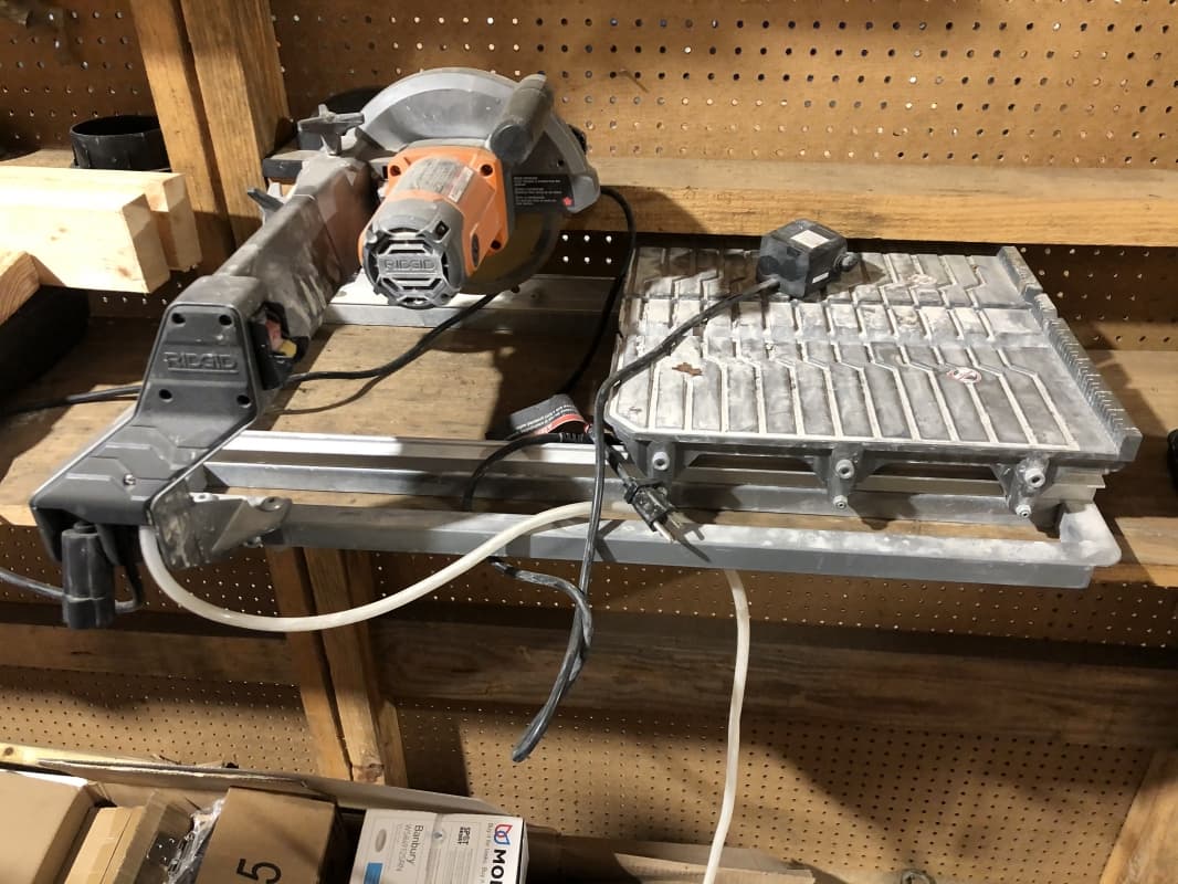 7" Tile Saw With Tub