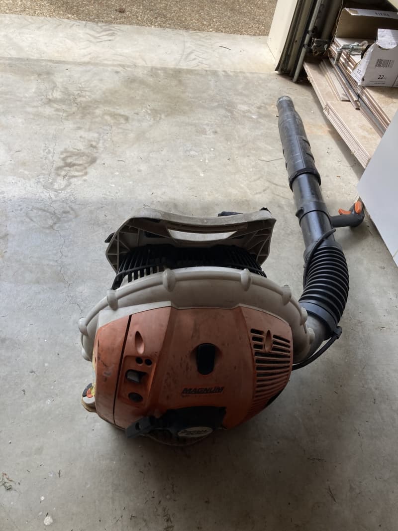Back pack blower