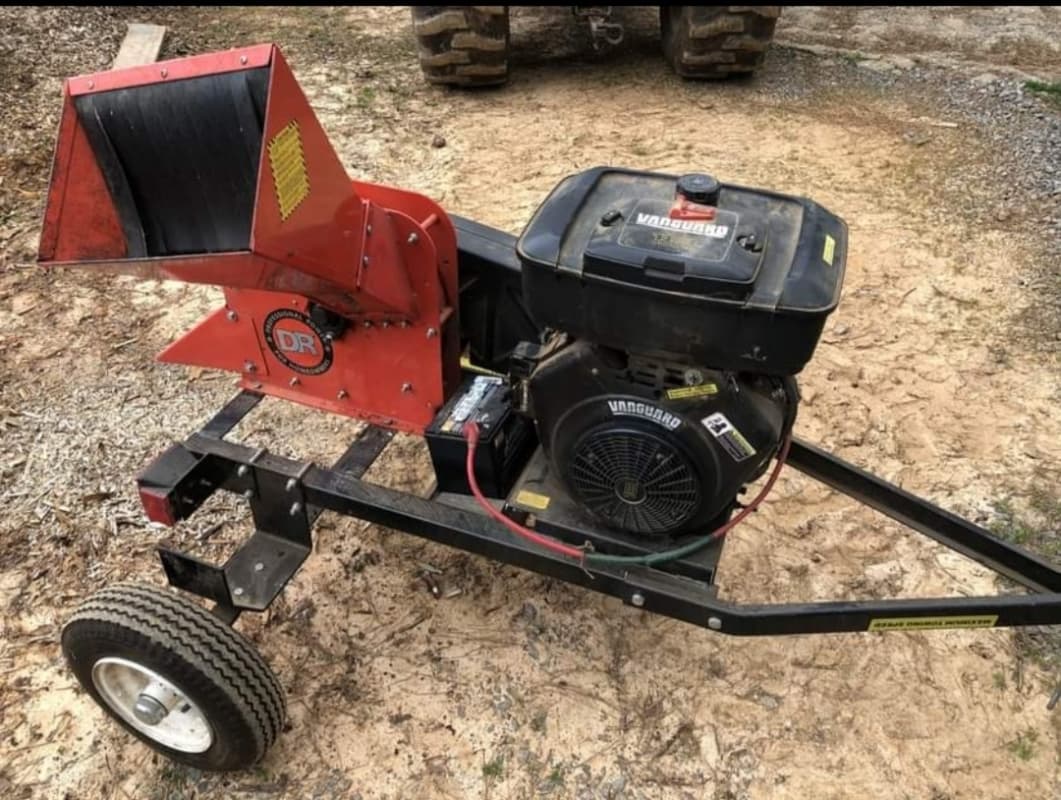 DR Wood Chipper