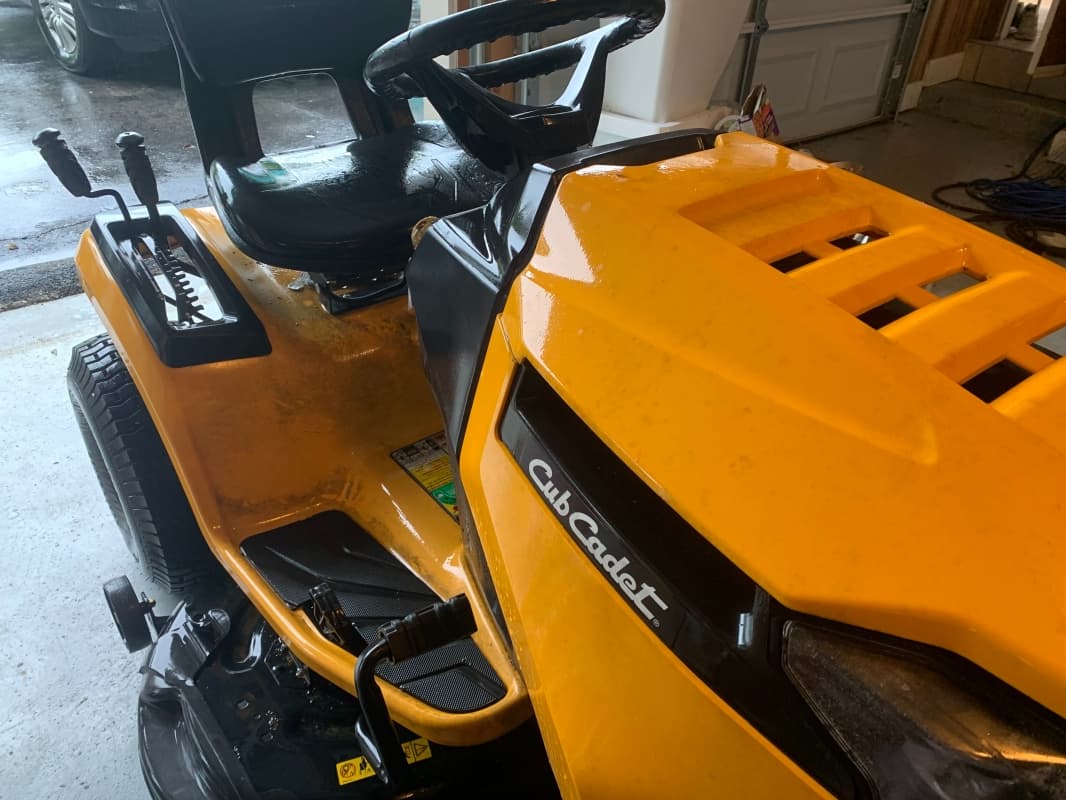 Cub Cadet Riding Lawn Mower