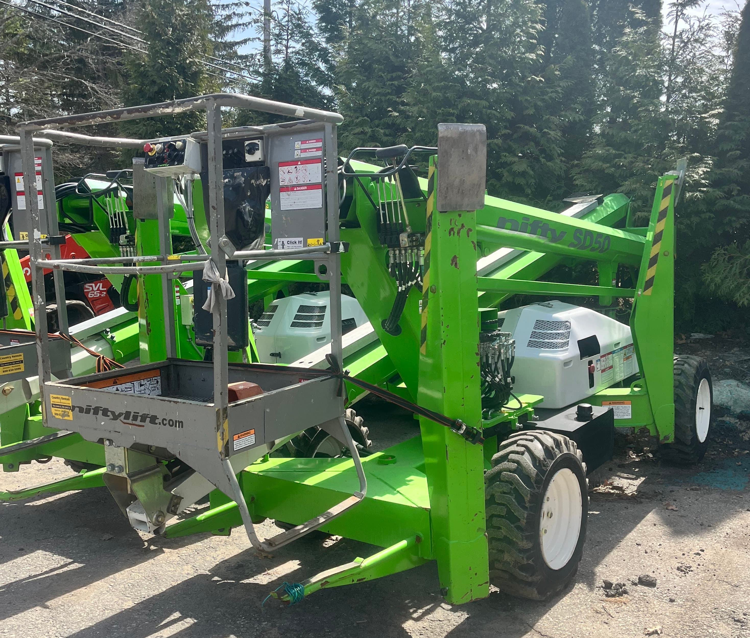 Greenscapes Landscaping and Equipment Rentals logo